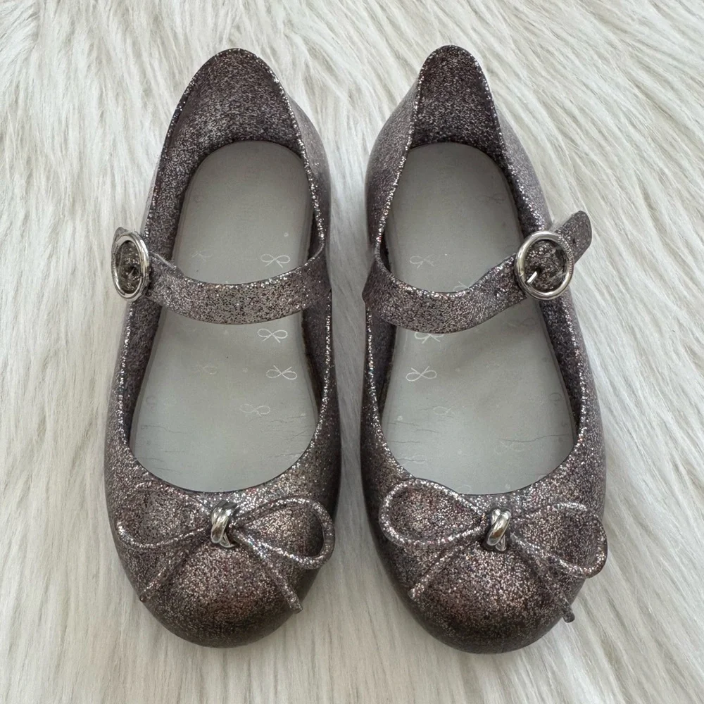 Mini Melissa good preowned
